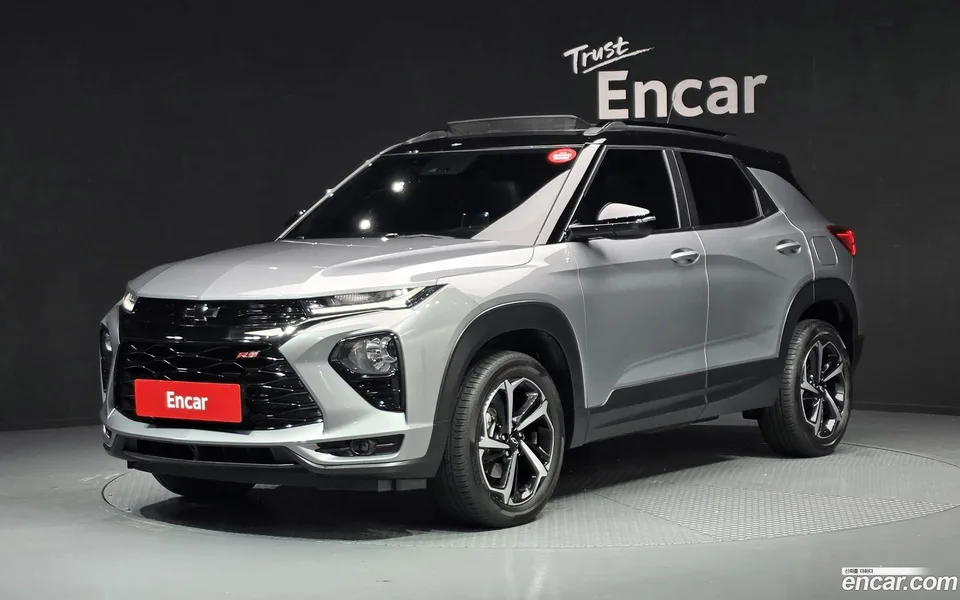 Chevrolet Trailblazer 1.3 4WD 2022 — photo 1, buy with delivery to Moscow