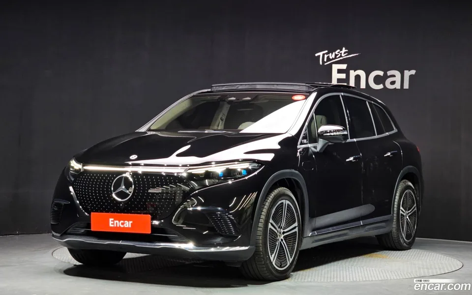Mercedes-Benz EQS SUV EQS450 4MATIC 2023 — photo 1, buy with delivery to Moscow