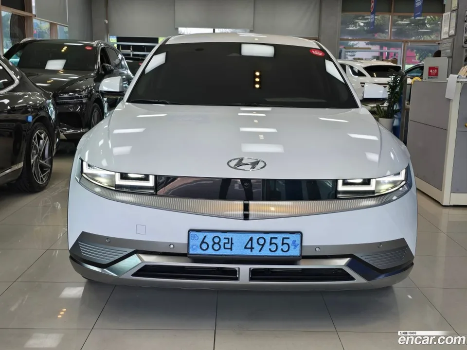 Hyundai Ioniq 5 AWD 2024 — photo 1, buy with delivery to Moscow