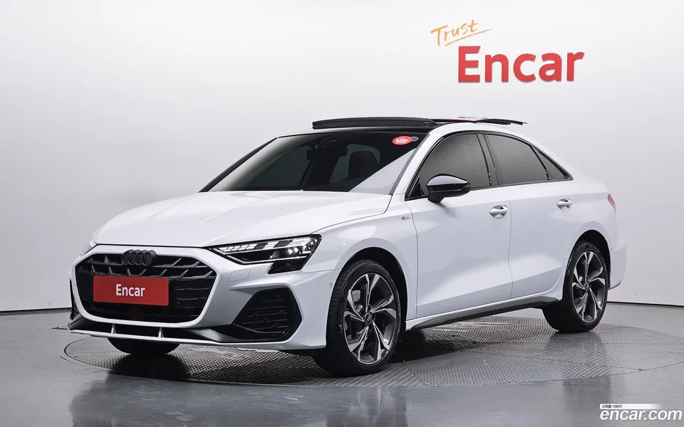 Audi A3 (8Y) 40 TFSI 2025 — photo 1, buy with delivery to Moscow