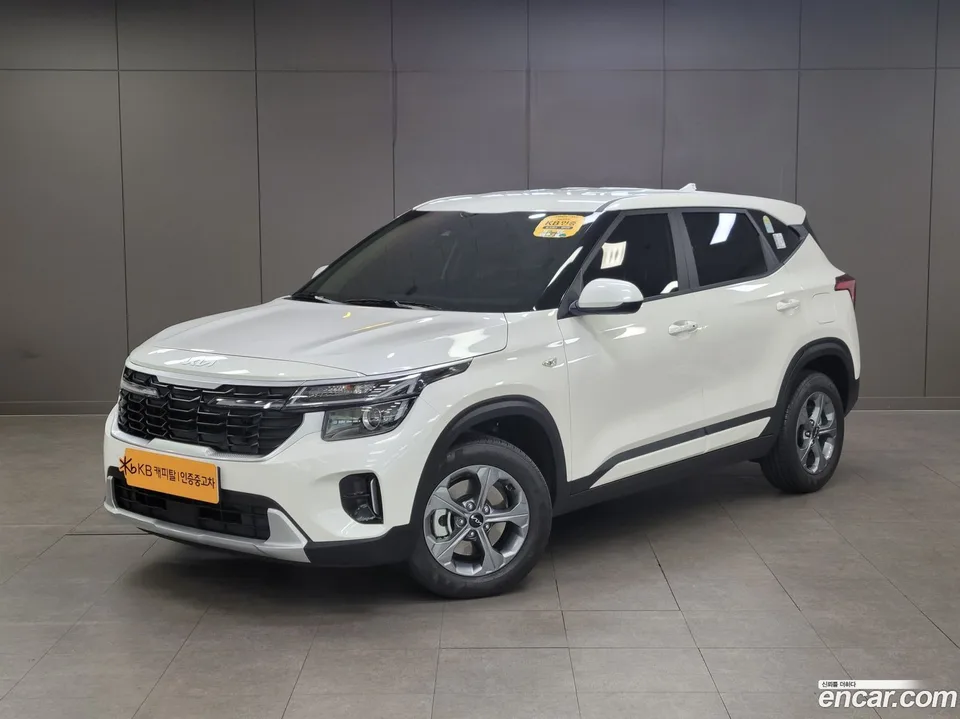 Kia Seltos 1.6 2WD 2024 — photo 1, buy with delivery to Moscow