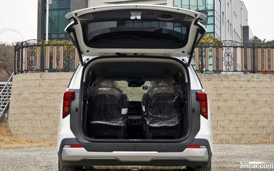 Kia Carnival HEV 9 2026 — thumbnail 5