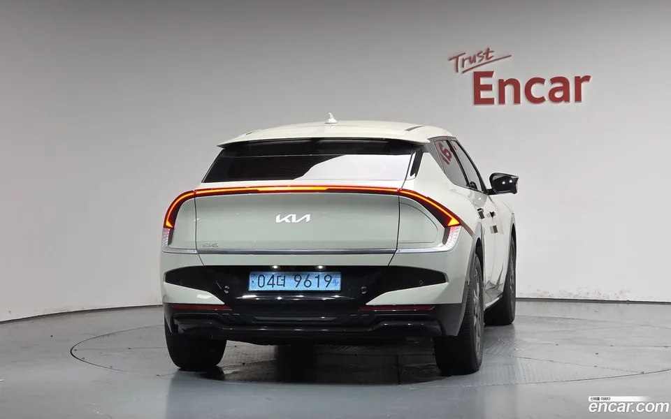Kia EV6 4WD 2025 — thumbnail 4