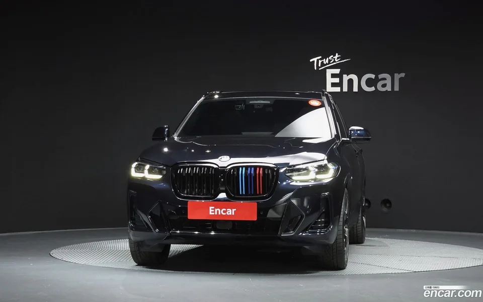 BMW iX3 M 2023 — thumbnail 3