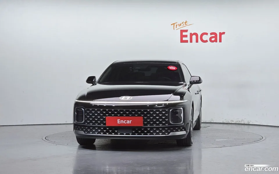 Hyundai Grandeur Hybrid 2023 — thumbnail 3