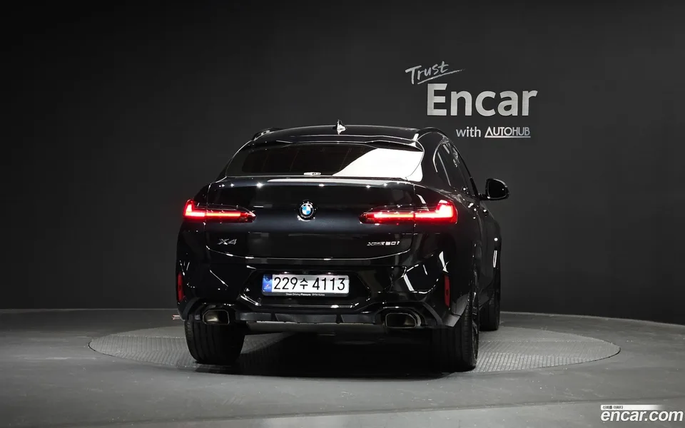 BMW X4 xDrive20i M 2025 — thumbnail 4