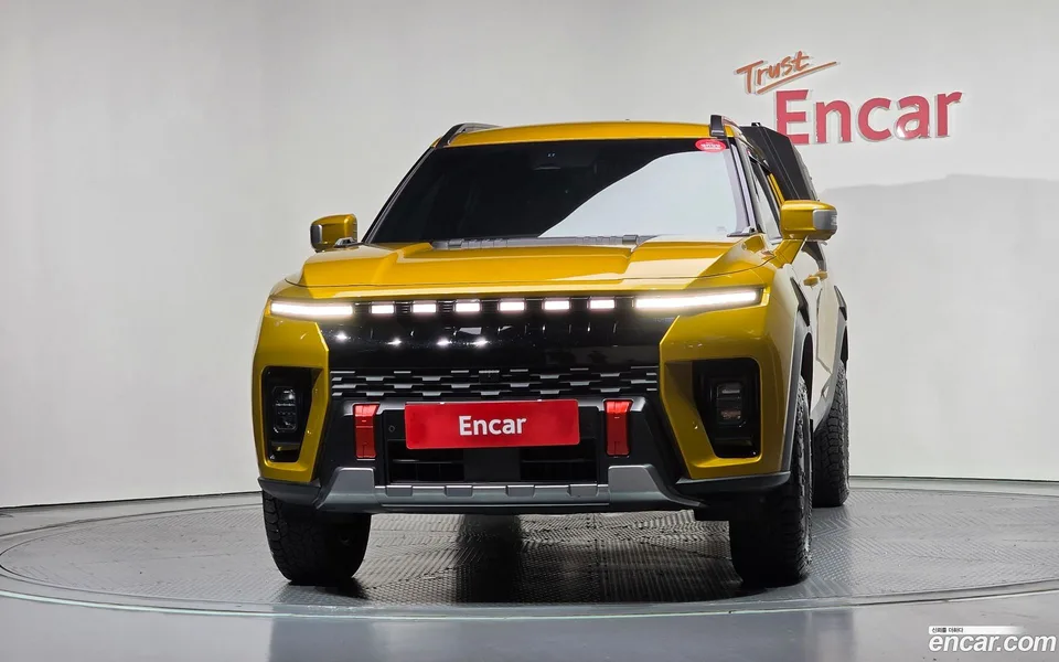 KG Mobility Musso EV MX AWD 2025 — thumbnail 3