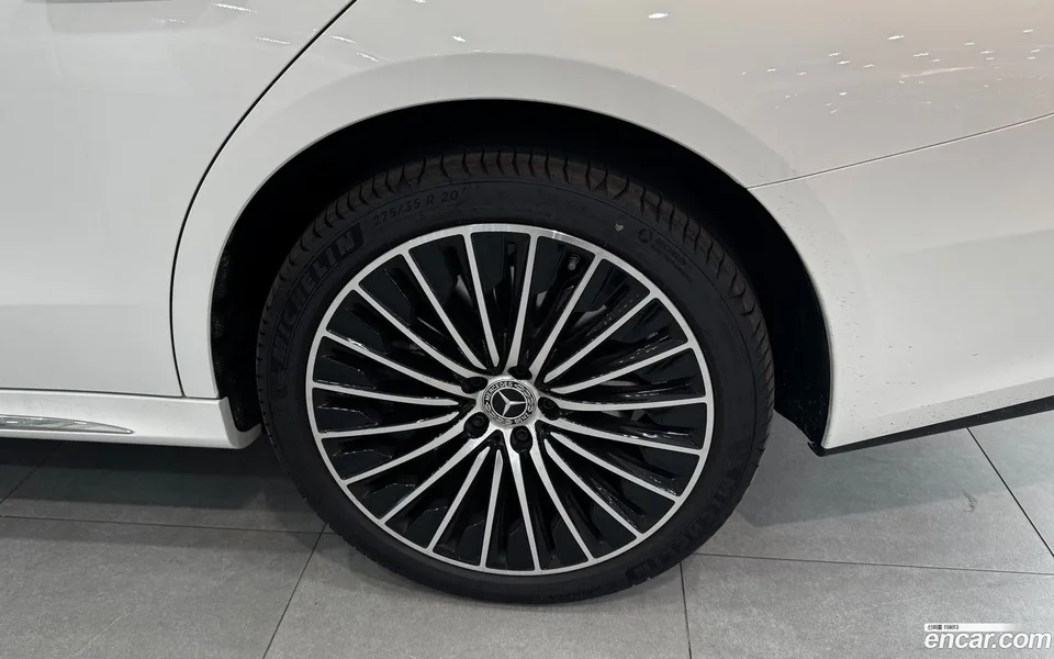 Mercedes-Benz E-Class E450 4MATIC 2026 — thumbnail 5
