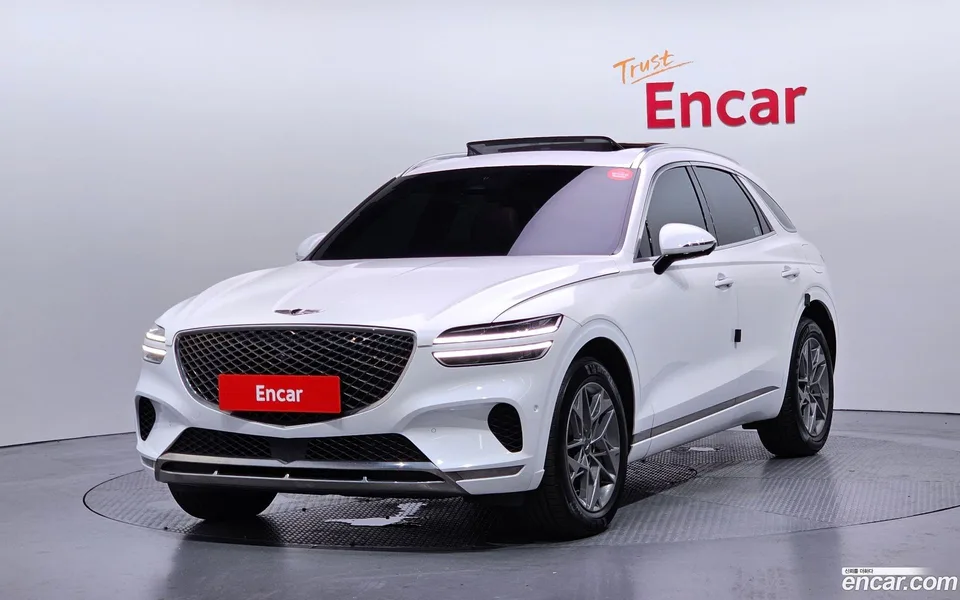 Genesis GV70 2.5T AWD 2022 — photo 1, buy with delivery to Moscow