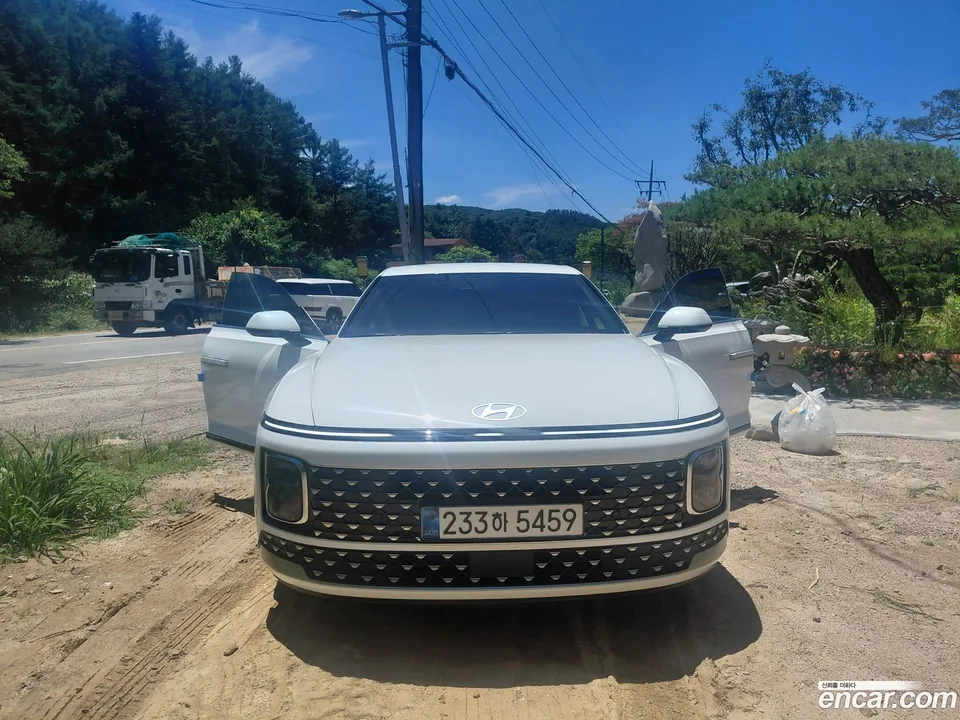 Hyundai Grandeur Hybrid 2026 — photo 1, buy with delivery to Moscow
