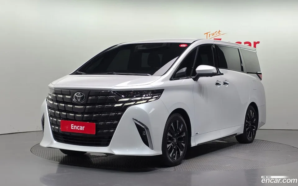 Toyota Alphard 2.5 HEV AWD 2025 — photo 1, buy with delivery to Moscow