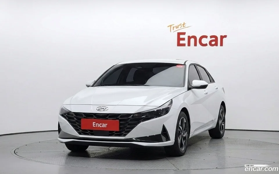 Hyundai Avante Hybrid 2023 — thumbnail 3