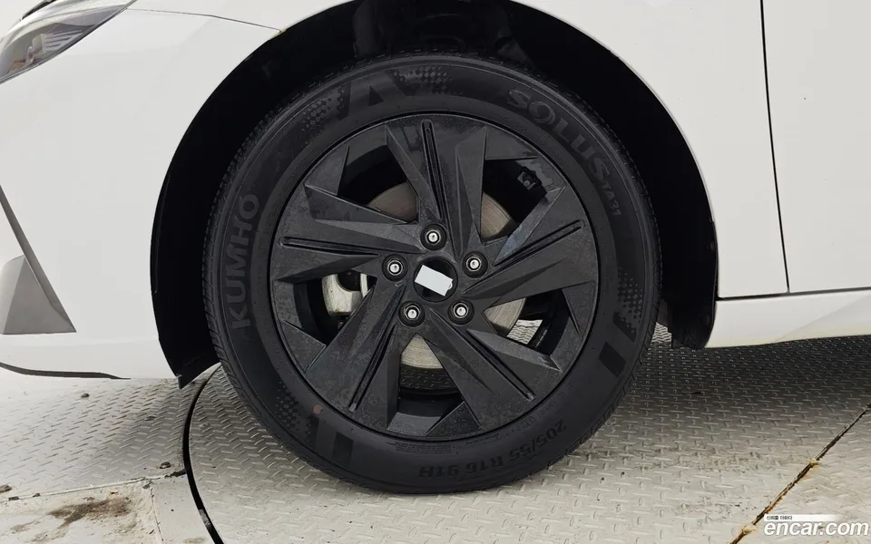 Hyundai Avante Hybrid 2023 — thumbnail 5