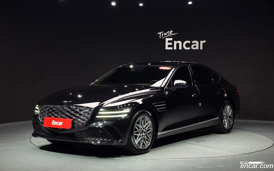 Genesis G80 2.5 AWD 2025 — фото 1, купить с доставкой в Москву