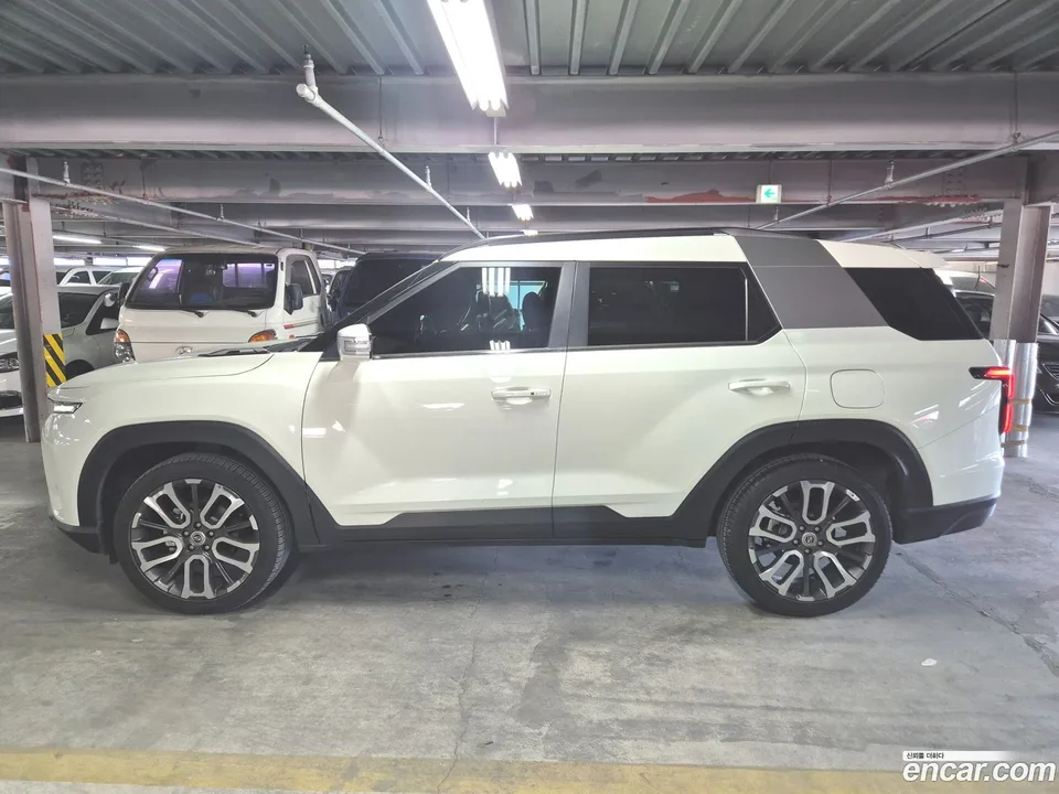 KG Mobility Torres 1.5 2WD 2023 — thumbnail 2