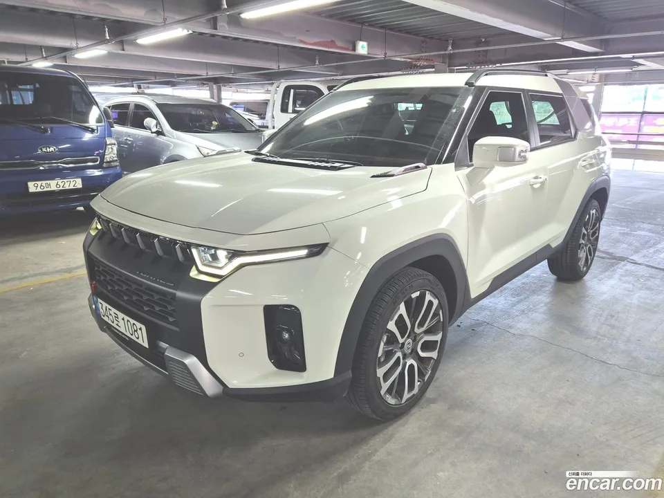 KG Mobility Torres 1.5 2WD 2023 — thumbnail 4