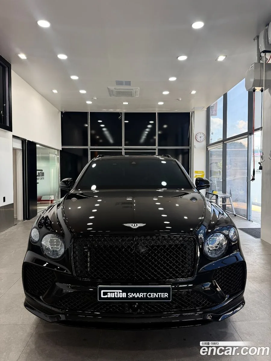 Bentley Bentayga 4.0 V8 S 2024 — thumbnail 4