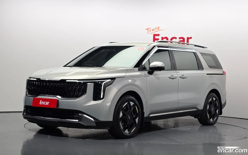 Kia Carnival HEV 9 2024 — photo 1, buy with delivery to Moscow