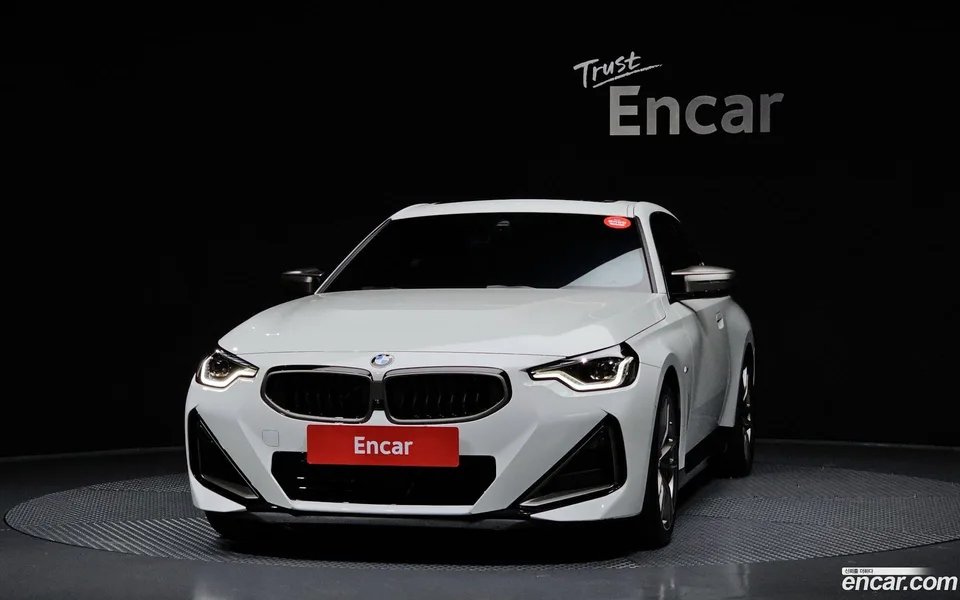 BMW 2 Series M240i xDrive 2023 — thumbnail 3