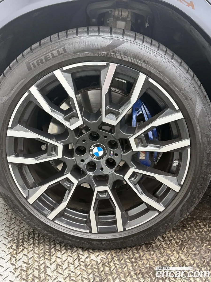 BMW X6 xDrive40i M 2025 — thumbnail 5