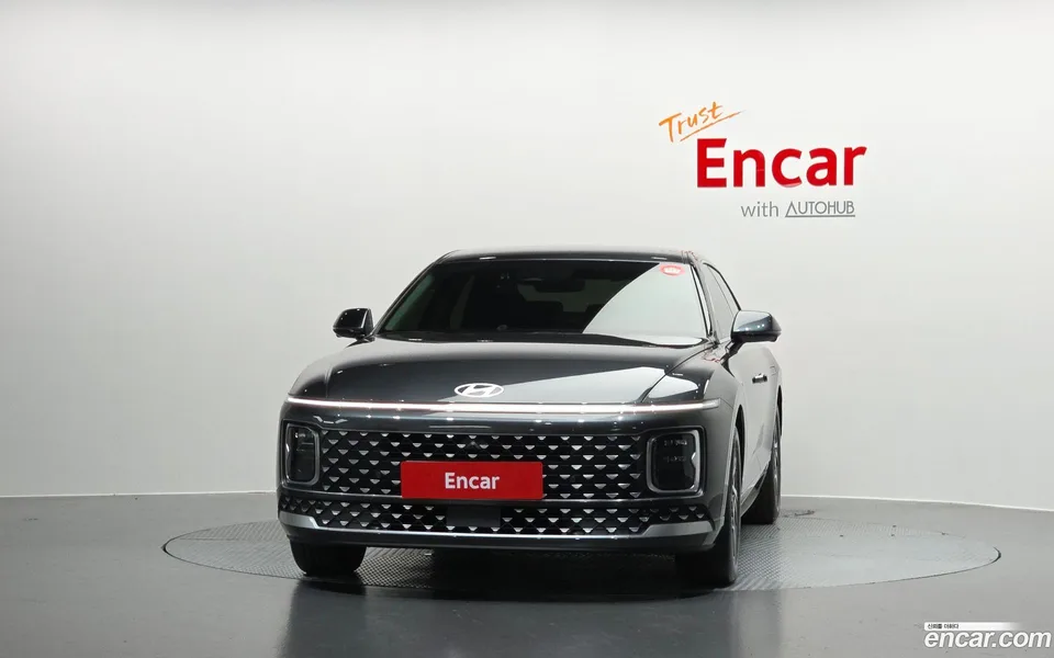 Hyundai Grandeur 2.5 2WD 2023 — thumbnail 3