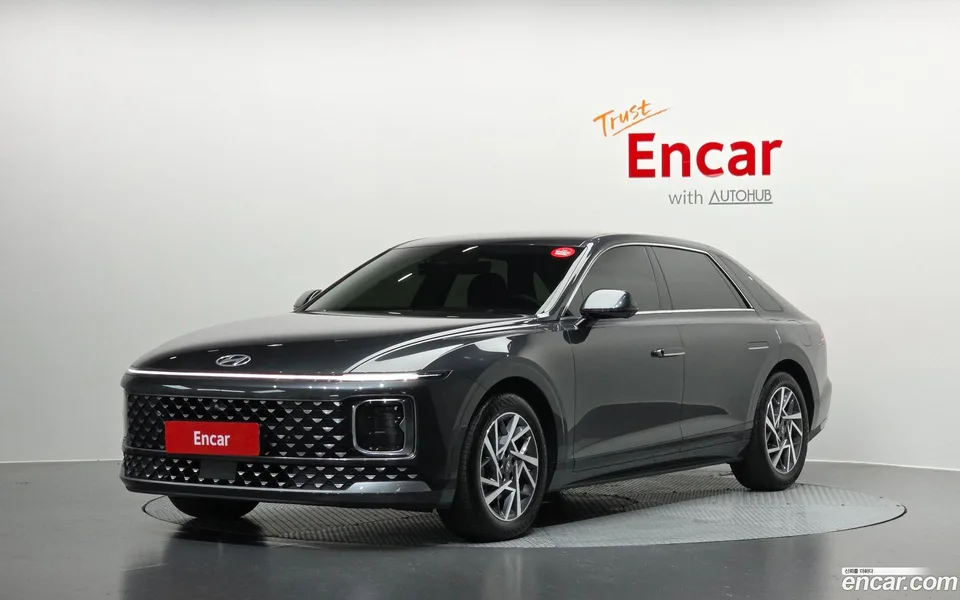 Hyundai Grandeur 2.5 2WD 2023 — photo 1, buy with delivery to Moscow