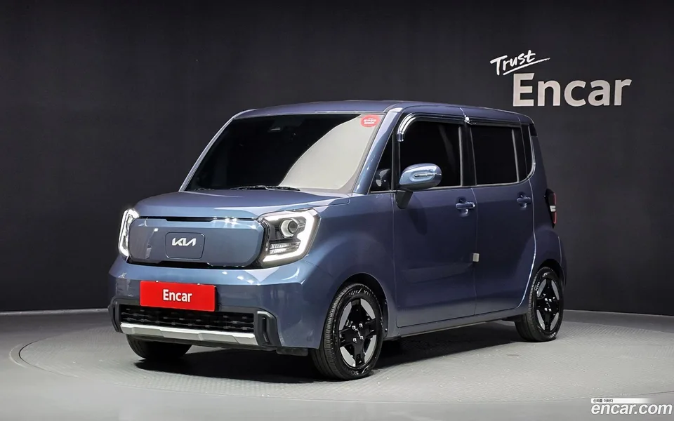 Kia Ray EV 2023 — photo 1, buy with delivery to Moscow
