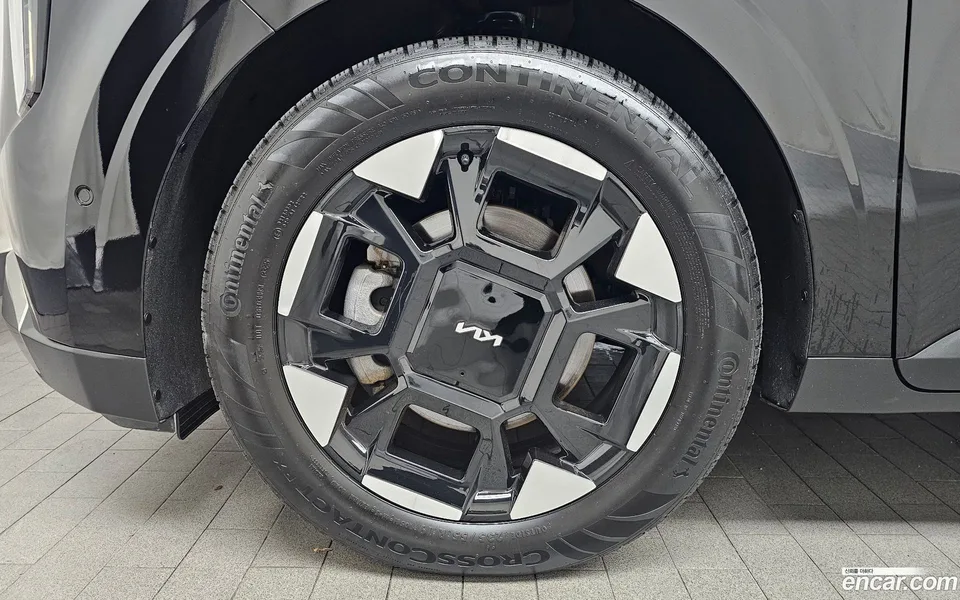 Kia Carnival HEV 9 2024 — thumbnail 2