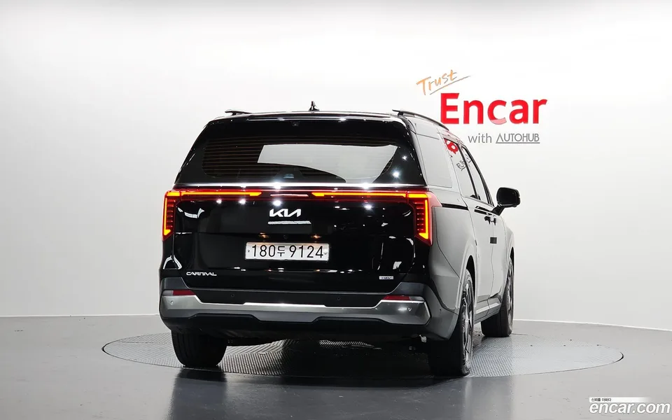 Kia Carnival HEV 9 2024 — thumbnail 4