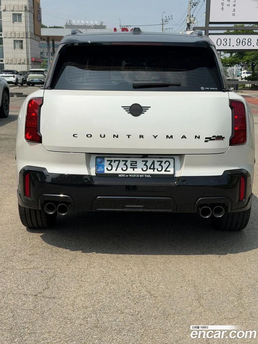 MINI Cooper S Countryman ALL4 JCW 2026 — thumbnail 2