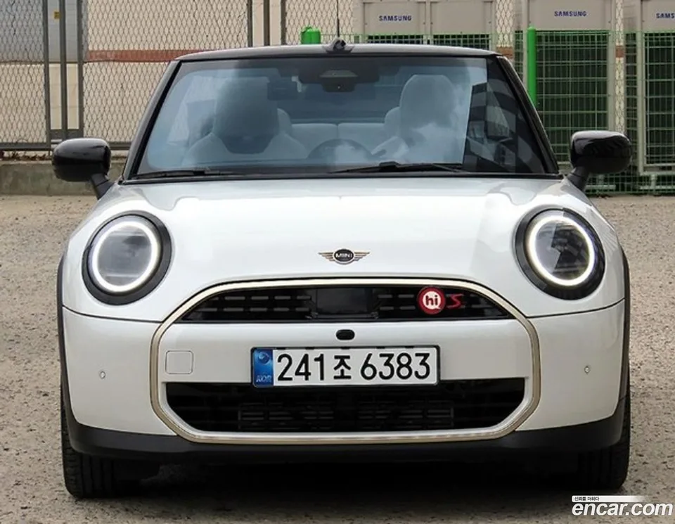 MINI Cooper S Convertible 2026 — thumbnail 2
