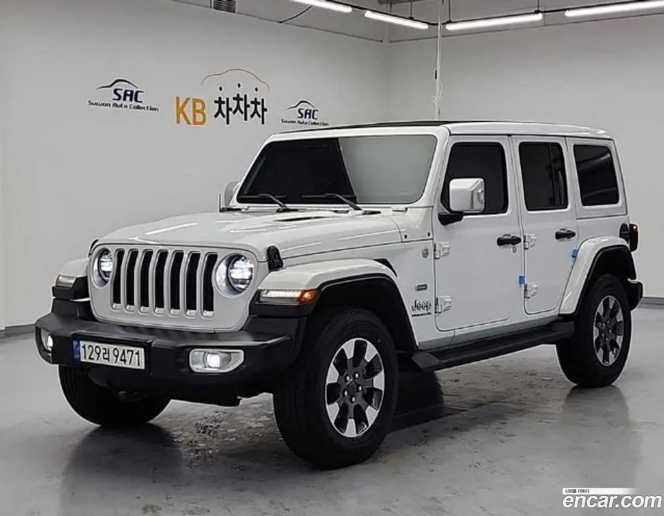 Jeep Wrangler 2.0 4 2023 — photo 1, buy with delivery to Moscow