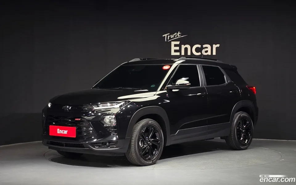 Chevrolet Trailblazer 1.3 2WD 2023 — photo 1, buy with delivery to Moscow