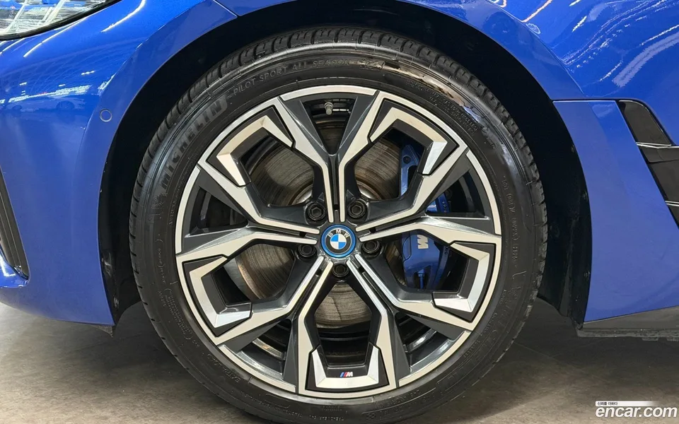 BMW i4 eDrive40 M 2024 — thumbnail 2