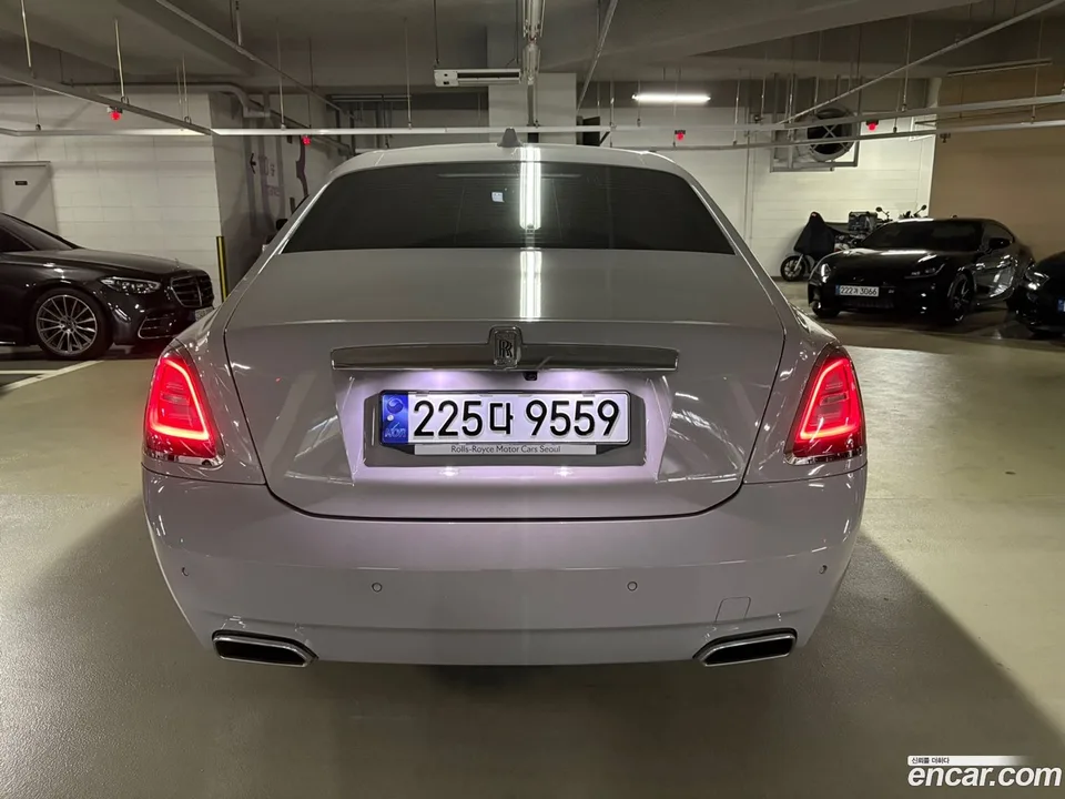 Rolls-Royce Ghost 6.7 V12 2022 — thumbnail 5