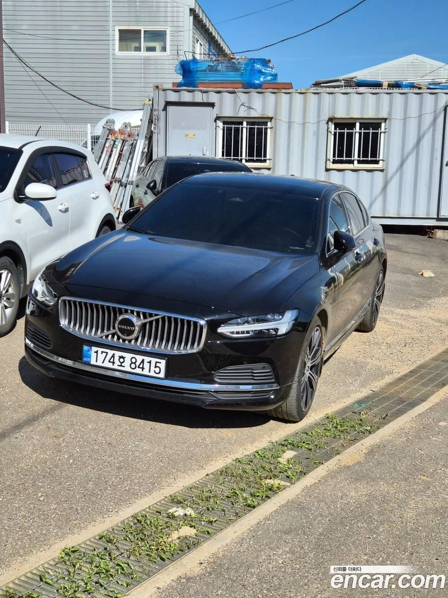 Volvo S90 T8 AWD 2024 — thumbnail 3