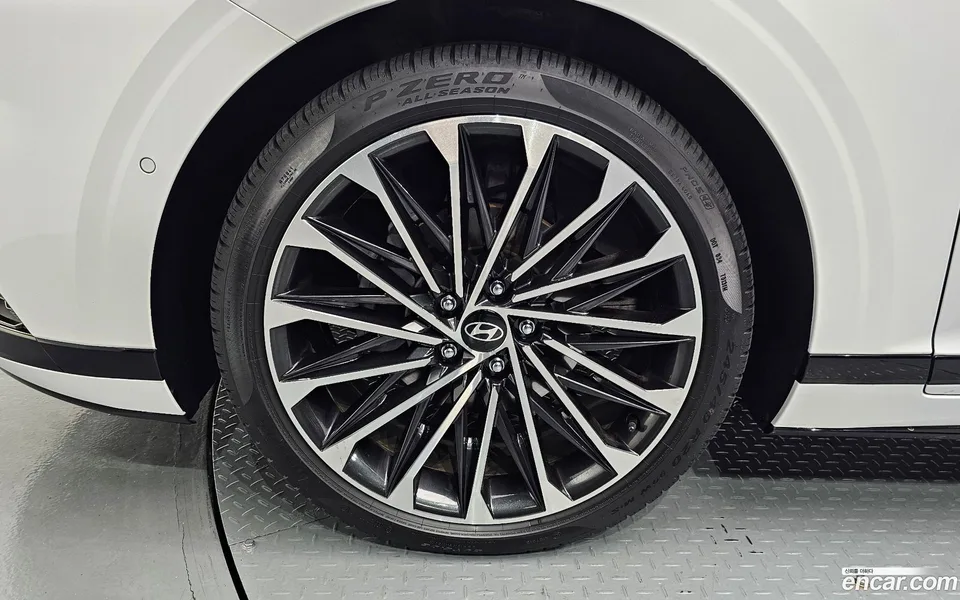 Hyundai Grandeur Hybrid 2024 — thumbnail 5
