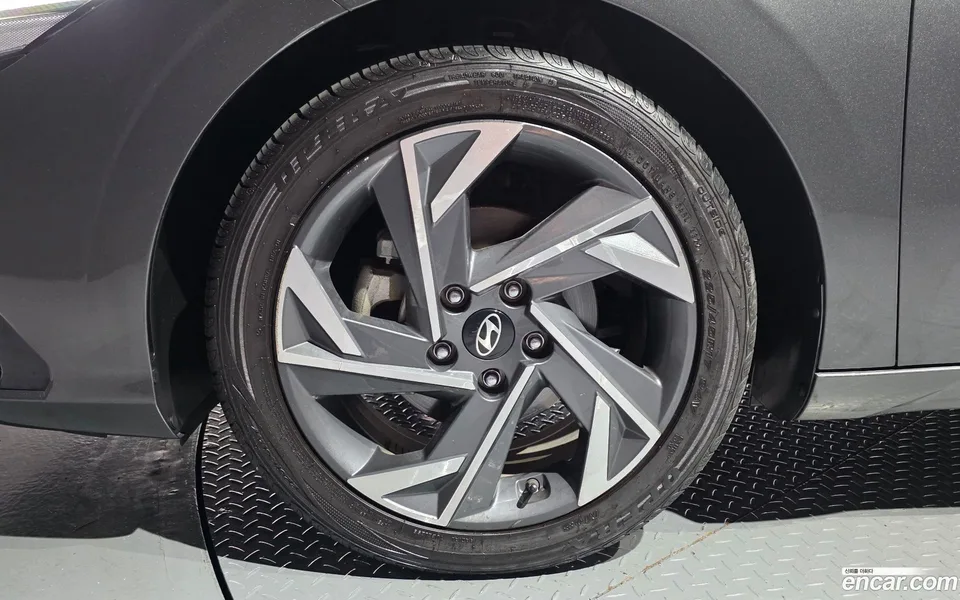 Hyundai Avante CN7 1.6 2023 — thumbnail 5
