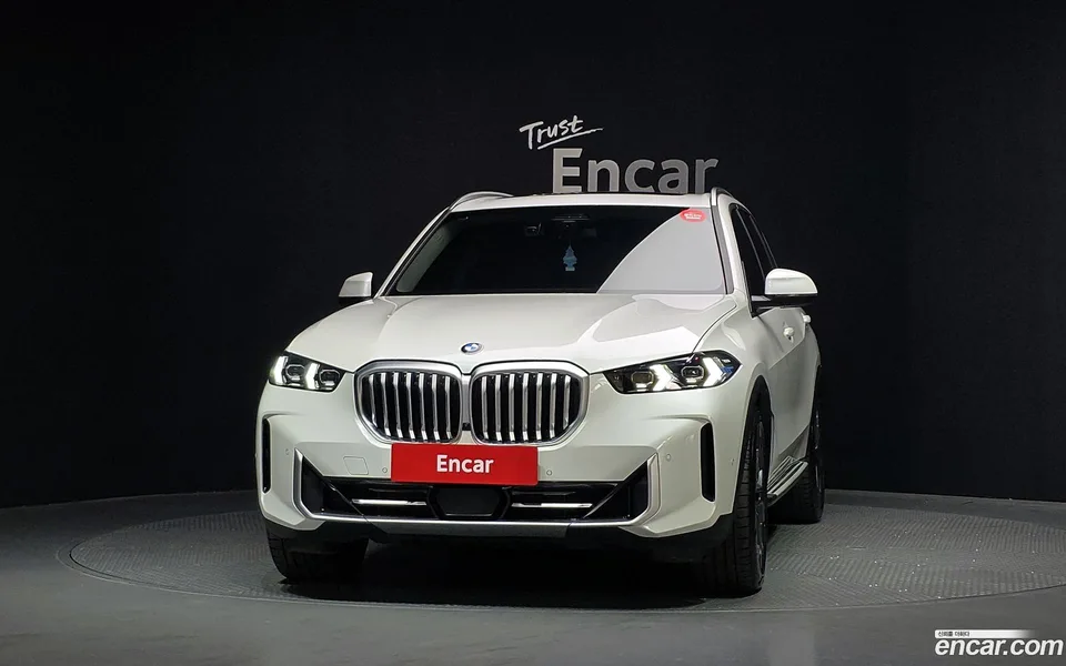 BMW X5 xDrive 40i xLine 2024 — thumbnail 3