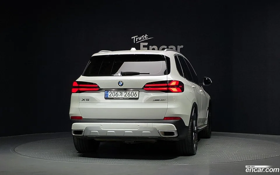 BMW X5 xDrive 40i xLine 2024 — thumbnail 4