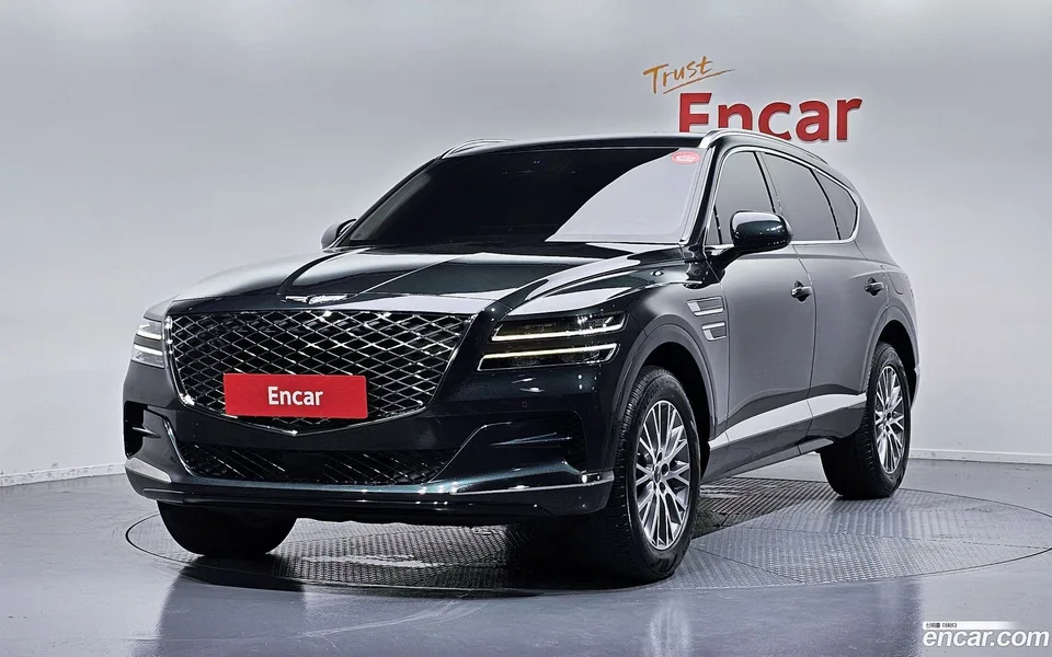 Genesis GV80 2.5T 2WD 2022 — photo 1, buy with delivery to Moscow