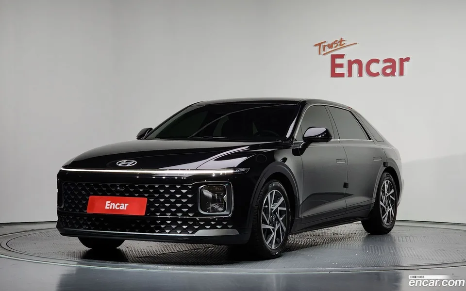 Hyundai Grandeur 3.5 2WD 2023 — photo 1, buy with delivery to Moscow