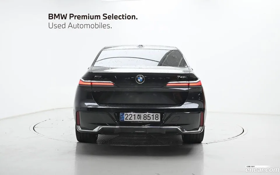 BMW 7 Series 740i xDrive M 2024 — thumbnail 4