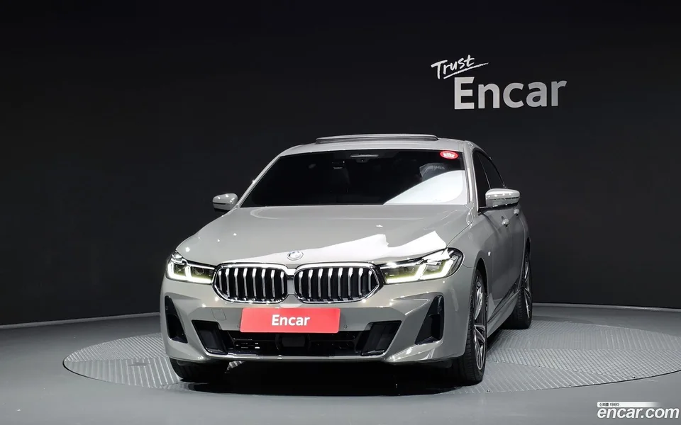 BMW 6 Series GT 620d xDrive M 2022 — миниатюра 3