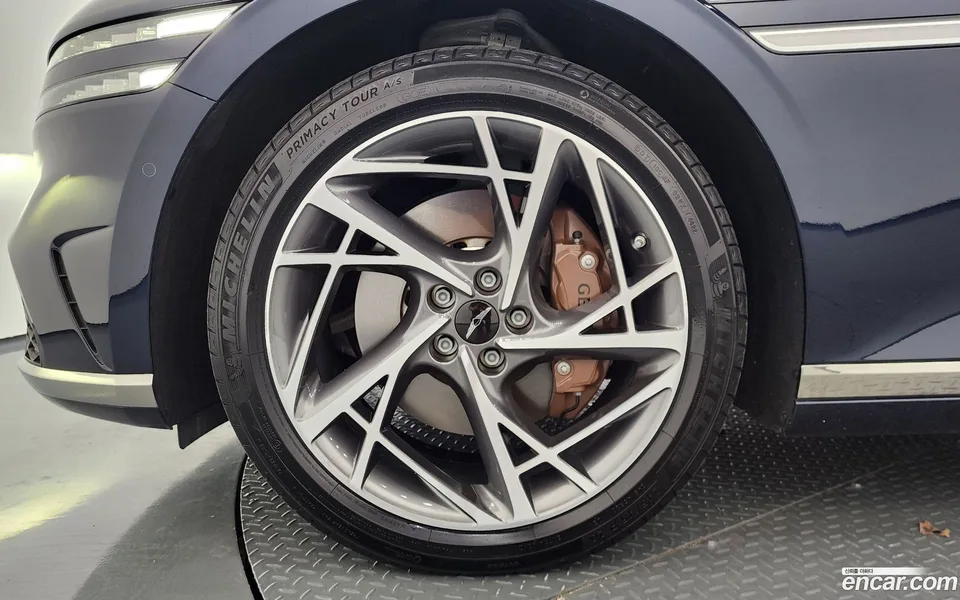 Genesis G90 3.5 e-S/C AWD 2023 — thumbnail 5