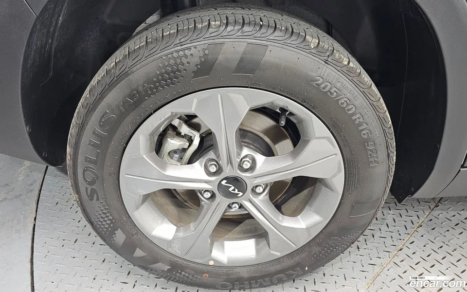 Kia Seltos 2.0 2WD 2025 — thumbnail 2