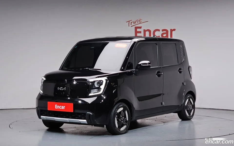 Kia Ray EV 2023 — photo 1, buy with delivery to Moscow