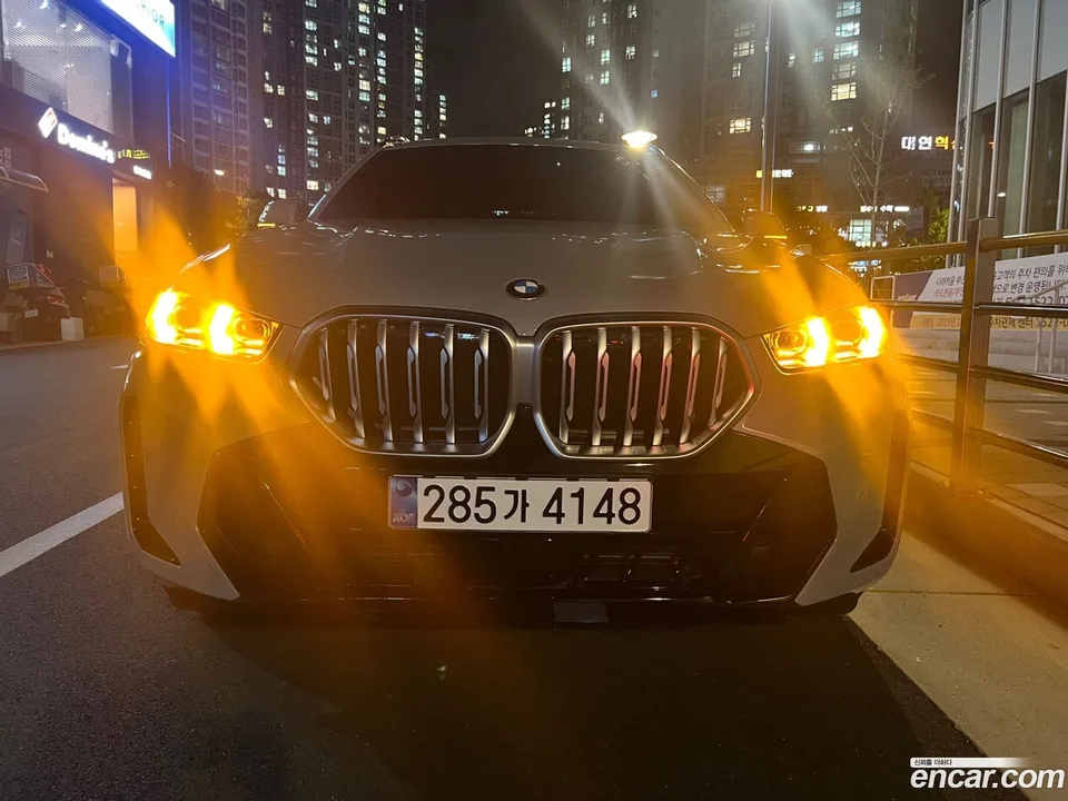 BMW X6 xDrive40i M 2025 — фото 1, купить с доставкой в Москву