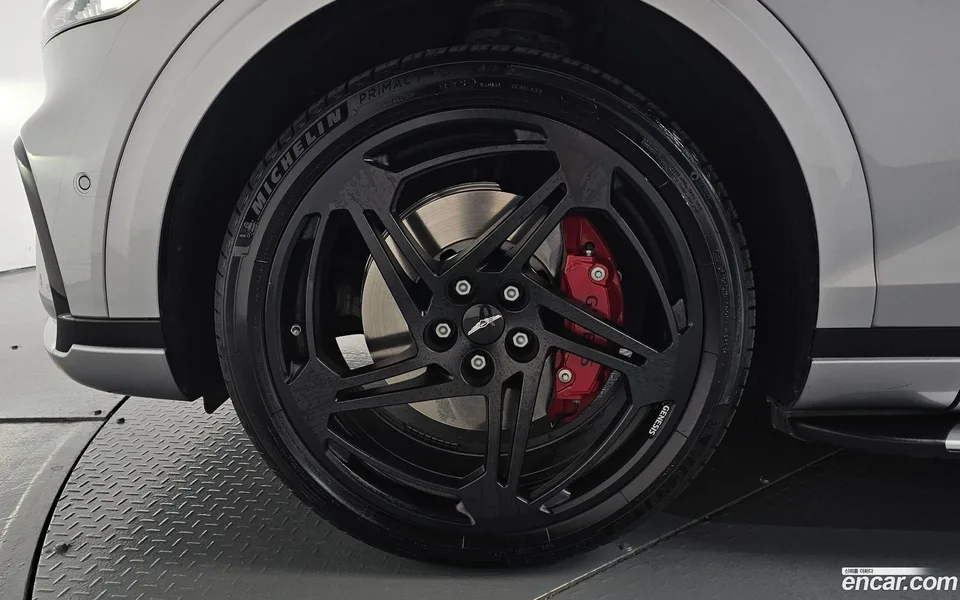 Genesis GV70 3.5T AWD 2024 — thumbnail 2