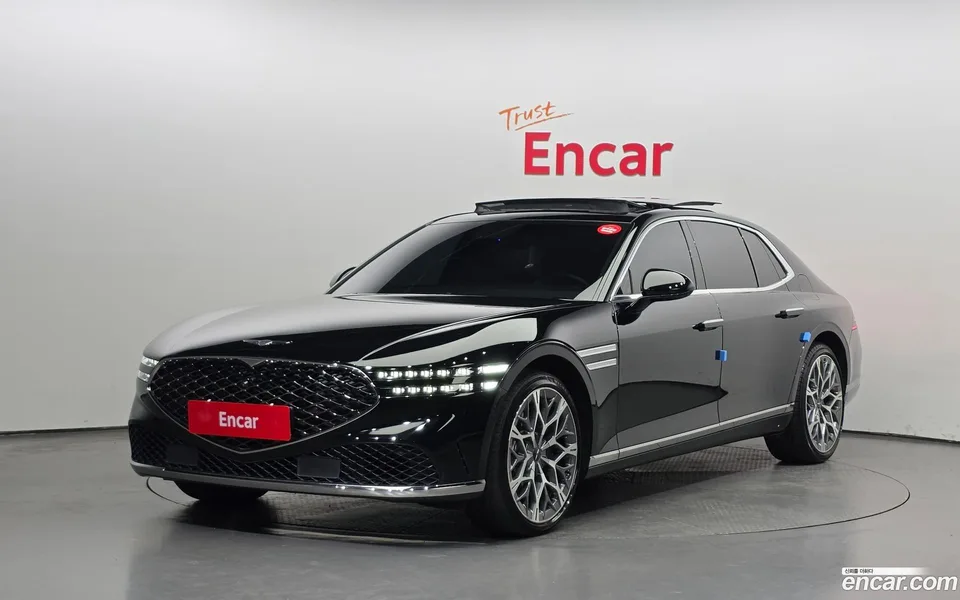 Genesis G90 3.5 e-S/C AWD 2023 — photo 1, buy with delivery to Moscow